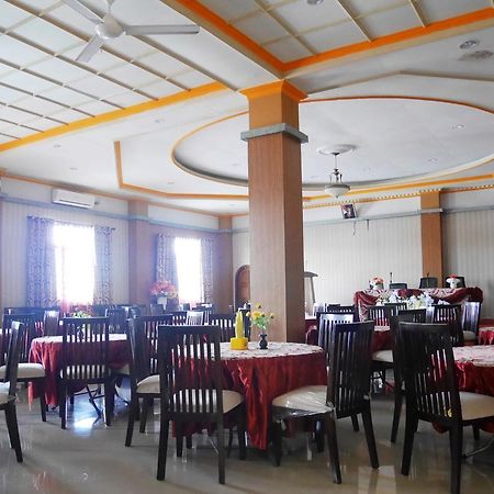 Syafira Hotel Langgur Kültér fotó