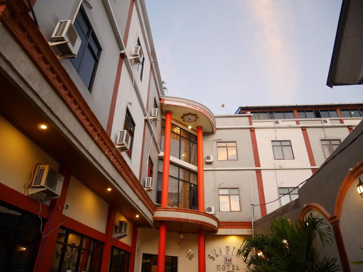 Syafira Hotel Langgur Kültér fotó